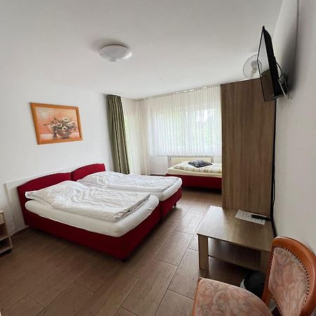 Hotel Restaurant Neffelthal Kerpen  Luaran gambar